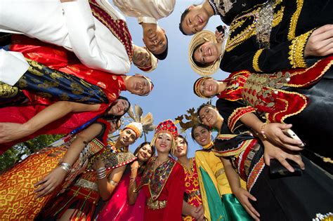 Cultural Kaleidoscope: Exploring the Diversity of Malaysia