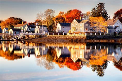 New England Delights: Fall Foliage and Quaint Villages