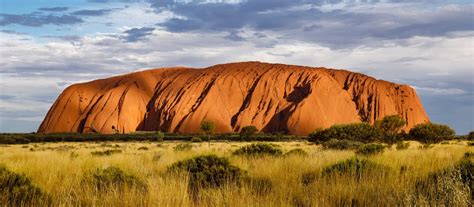 Australian Outback Odyssey: Uluru and the Great Barrier Reef