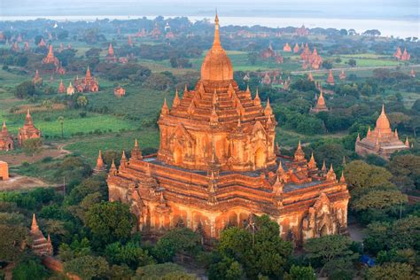 Myanmar Mystique: Bagan's Pagoda-Studded Landscape