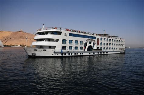 Egyptian Elegance: Pyramids, Nile Cruises, and Luxor