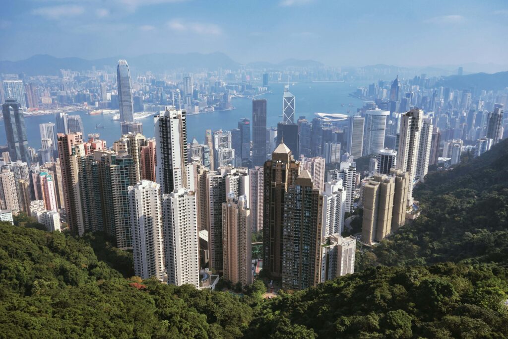 Exploring Victoria Peak Hong Kong's Iconic Landmark