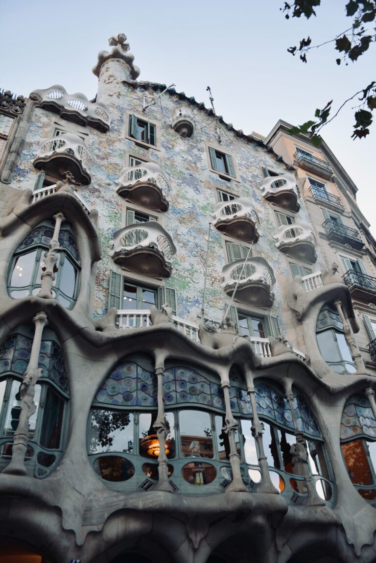 Spanish Steps- Madrid’s Museums and Barcelona’s Gaudi2